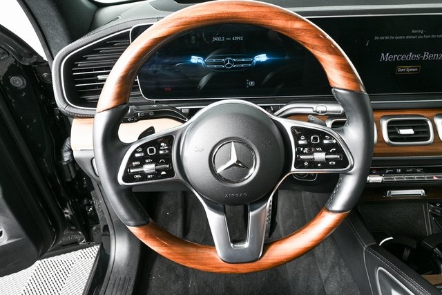 2022 Mercedes Benz GLS 450 4MATIC photo 2