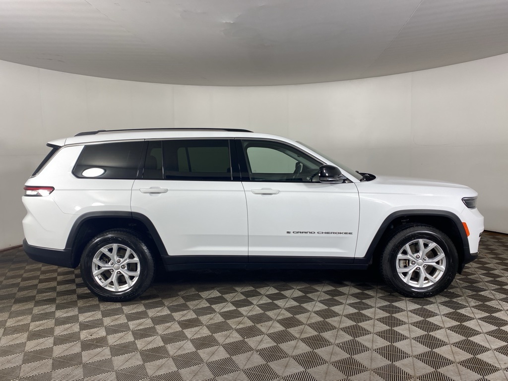 2023 Jeep Grand Cherokee Limited photo 4