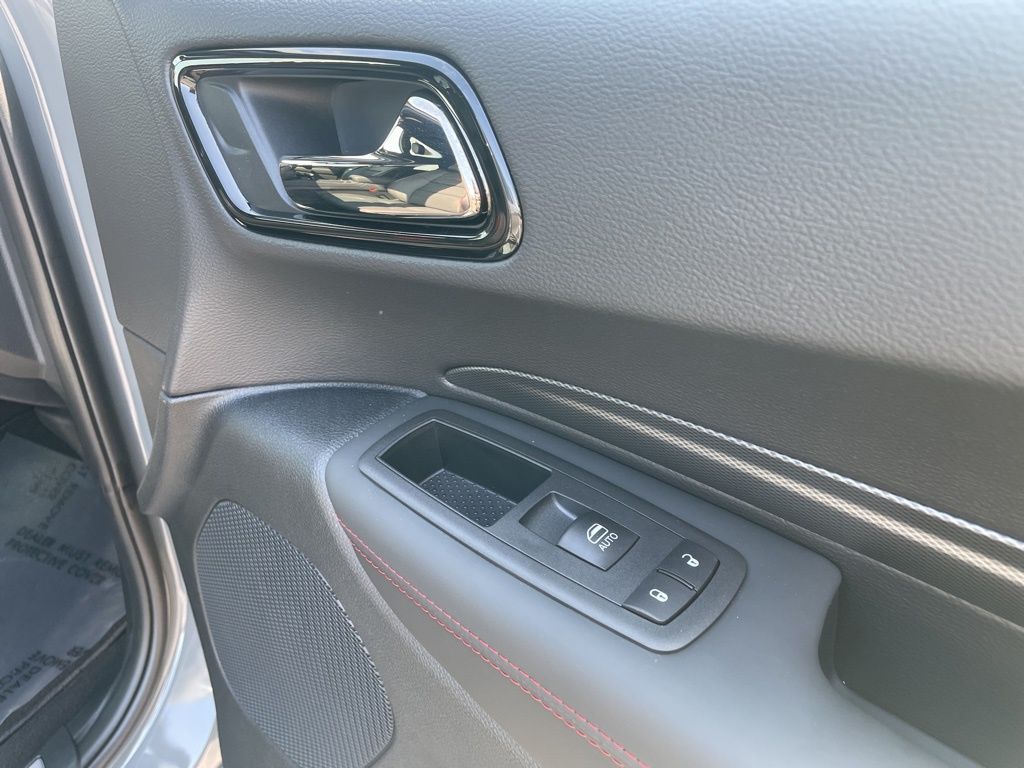 2025 Dodge Durango R/T Plus photo 38
