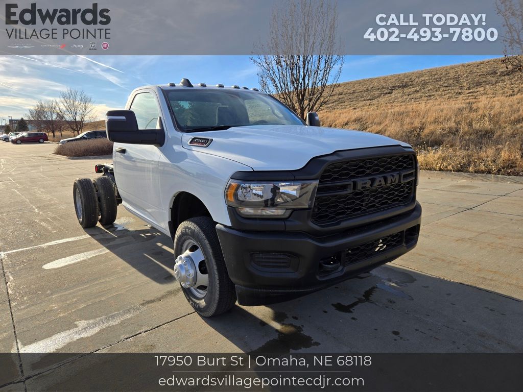 2024 RAM Ram 3500 Chassis Cab Tradesman's photo