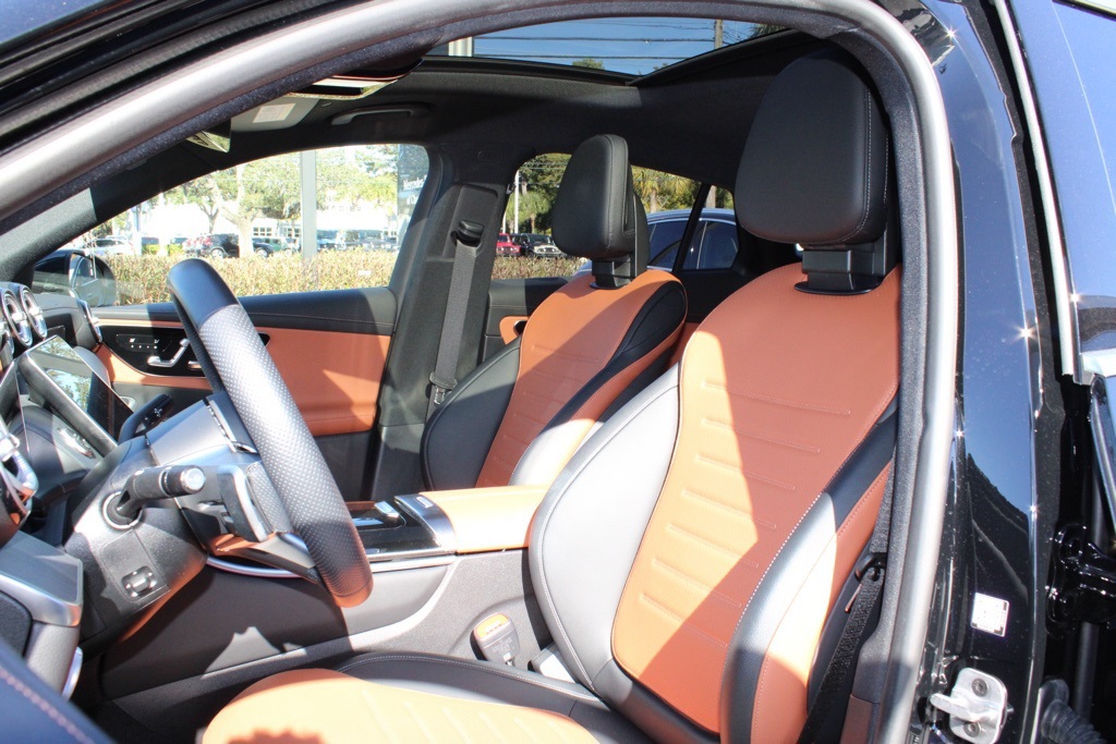 2025 Mercedes Benz GLC 300 4MATIC Coupe photo 3