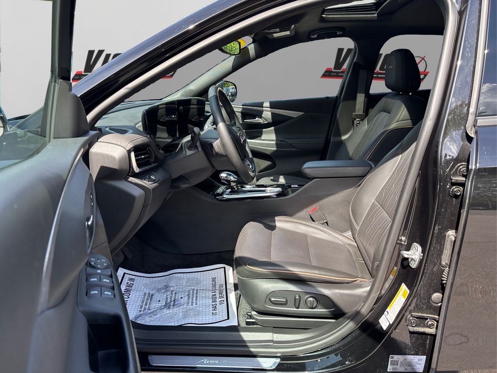 2024 Buick Envista Avenir photo 9