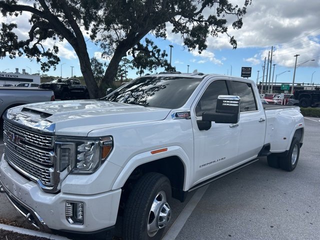2021 Gmc Sierra Denali photo 2