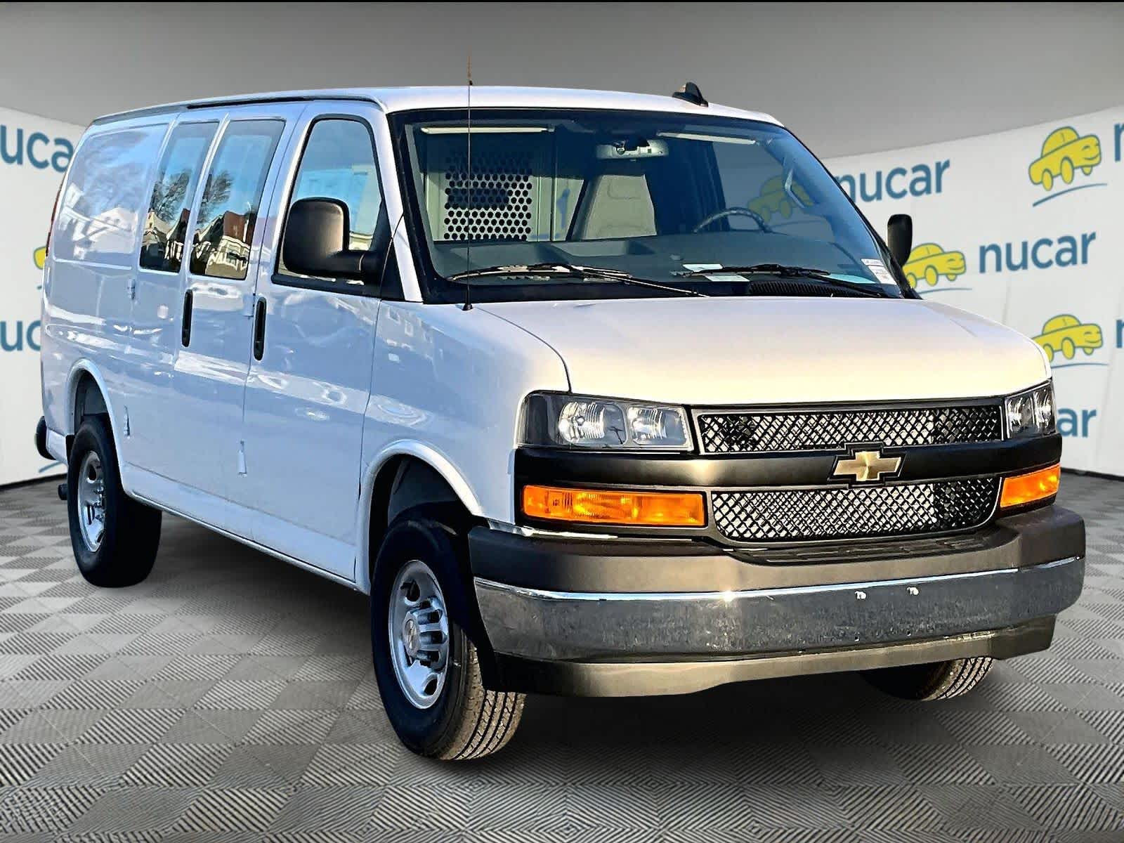 2025 Chevrolet Express Cargo Work Van's photo