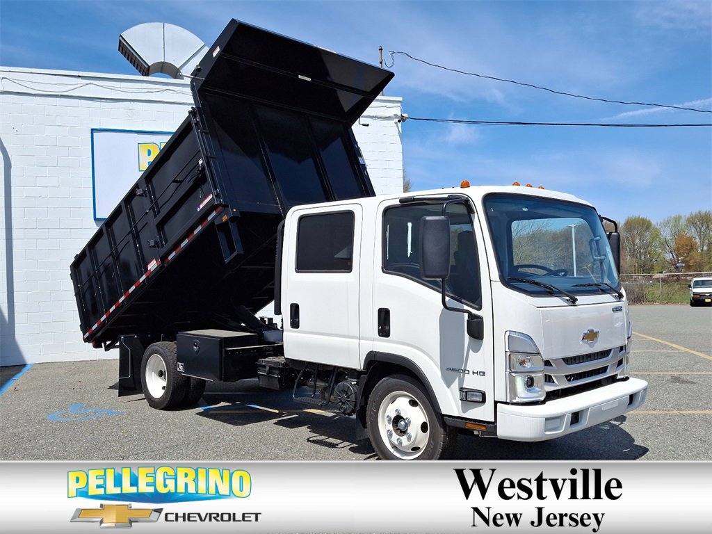 2024 Chevrolet Low Cab Forward Base's photo