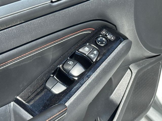 2023 Nissan Altima 2.5 SR photo 5