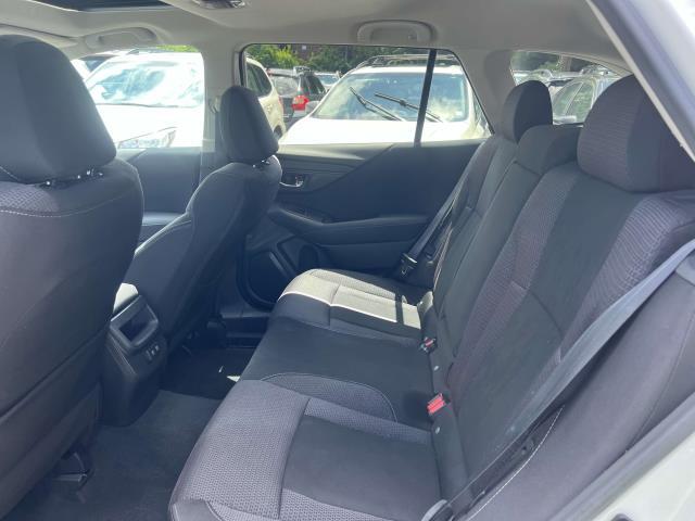 2020 Subaru Outback Premium photo 7