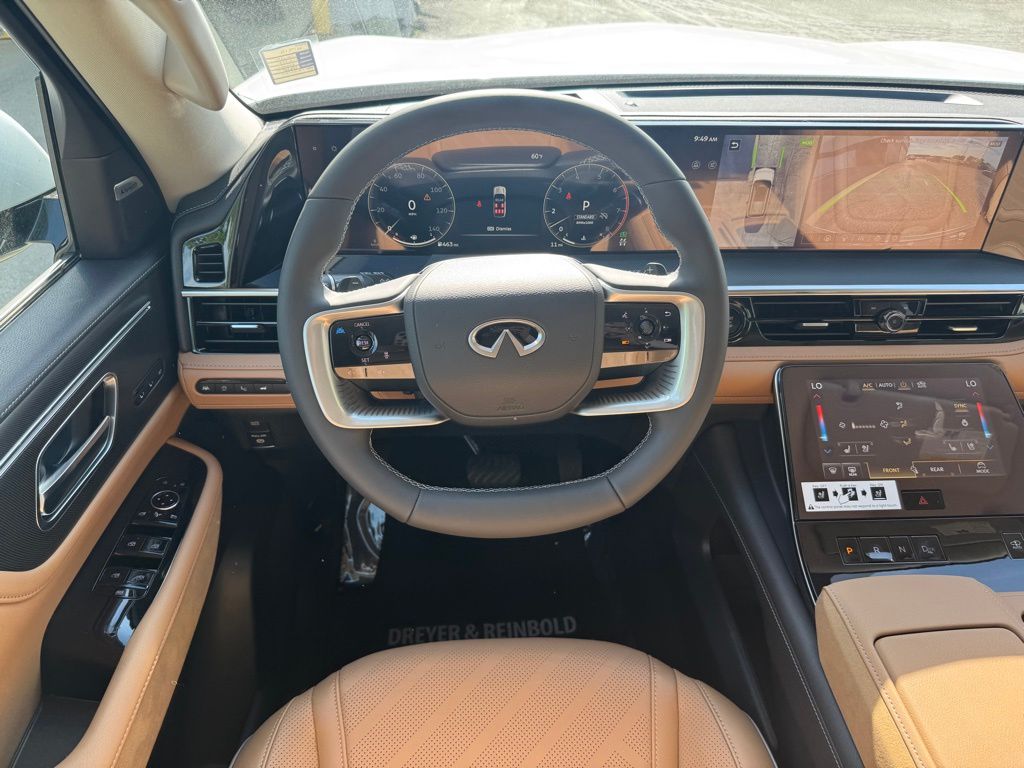 2025 Infiniti QX80 Luxe photo 9