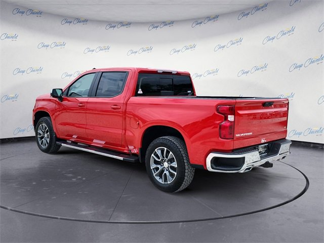 2026 Chevrolet Silverado 1500 LT photo 2