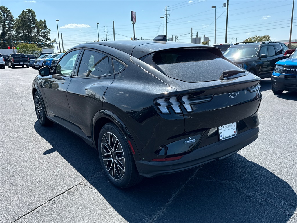 2025 Ford Mustang Mach-E Premium photo 4