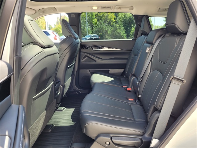 2025 Infiniti QX60 Pure AWD photo 11