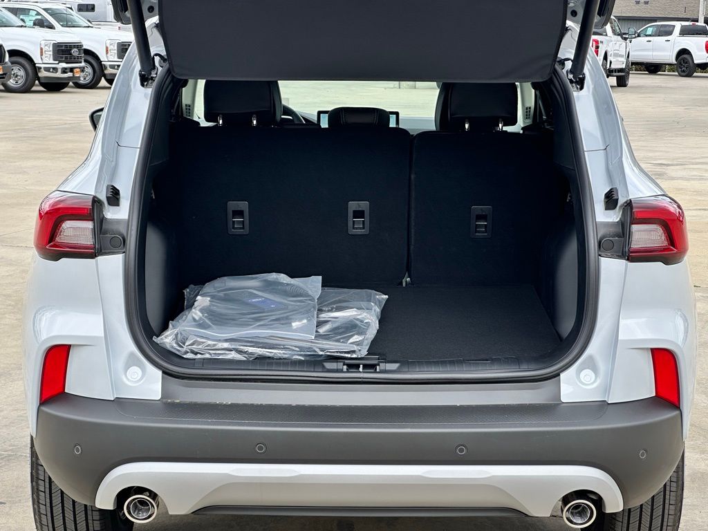 2025 Ford Escape Plug-In Hybrid photo 18