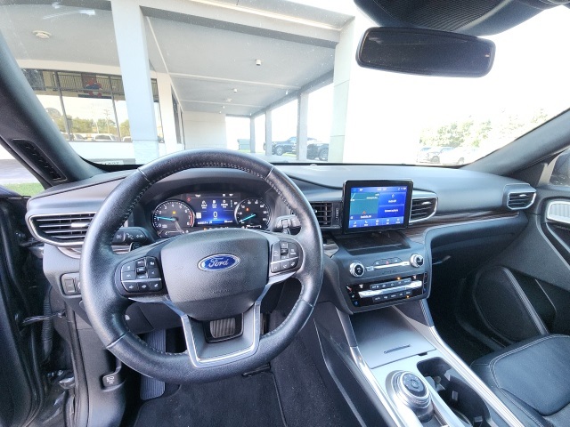2020 Ford Explorer Limited photo 10