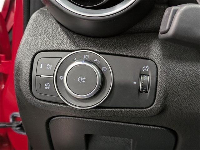 2022 Alfa Romeo Giulia Ti photo 20