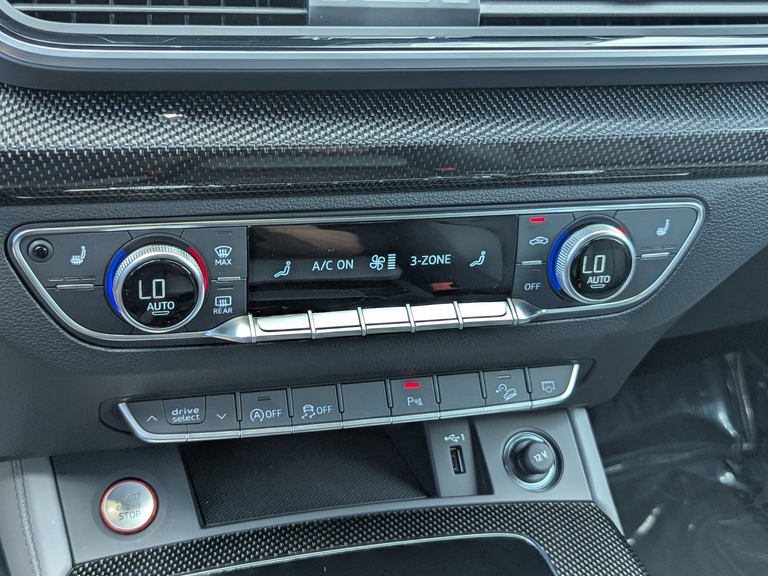 2024 Audi SQ5 Premium Plus photo 25