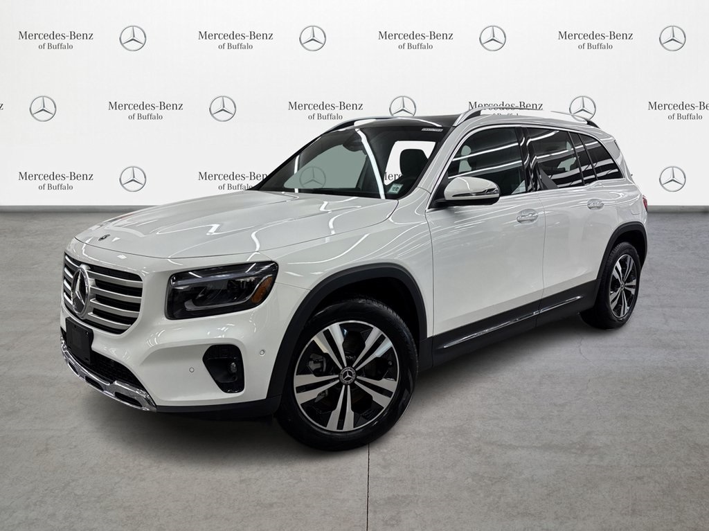 2025 Mercedes-Benz GLB Base's photo