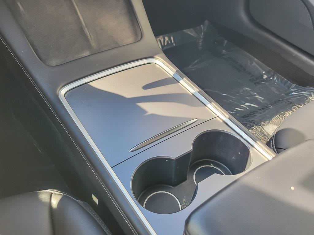 2022 Tesla Model 3 Long Range photo 14