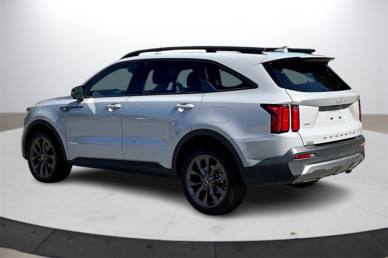 2022 Kia Sorento X-Line SX Prestige photo 6
