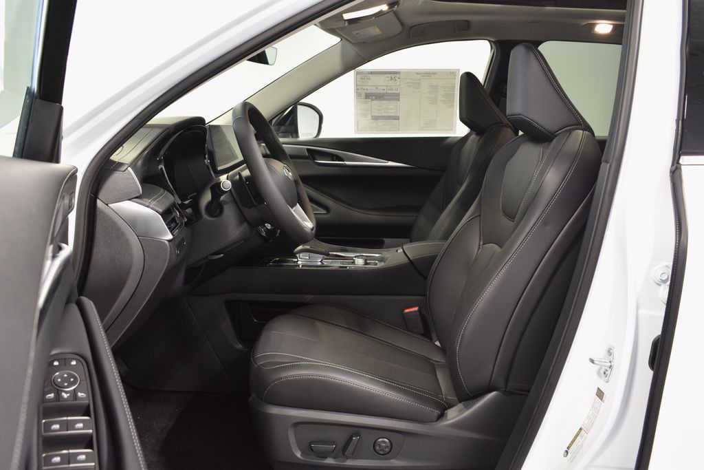 2026 Infiniti QX60 Pure AWD photo 10
