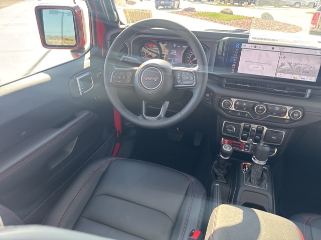 2025 Jeep Wrangler Rubicon photo 17