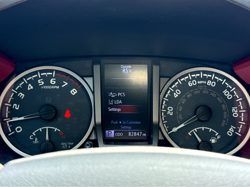 2019 Toyota Tacoma 4x4 SR5 photo 4