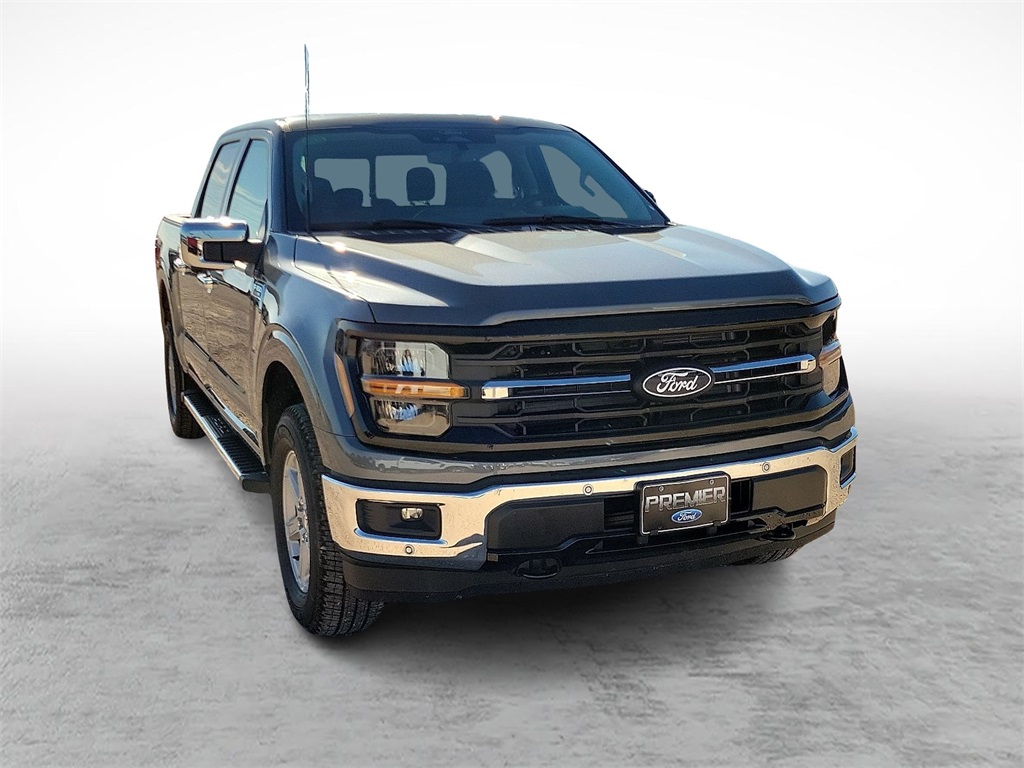 2025 Ford F-150 XLT photo 2