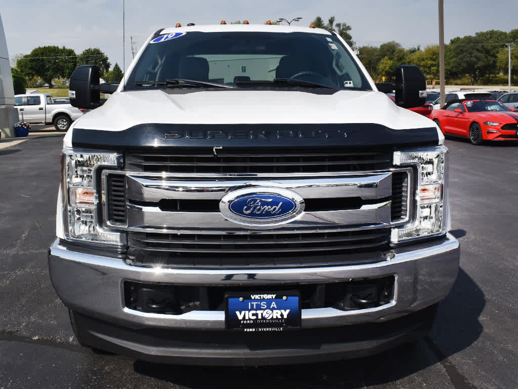 2019 Ford F-350 XLT photo 22