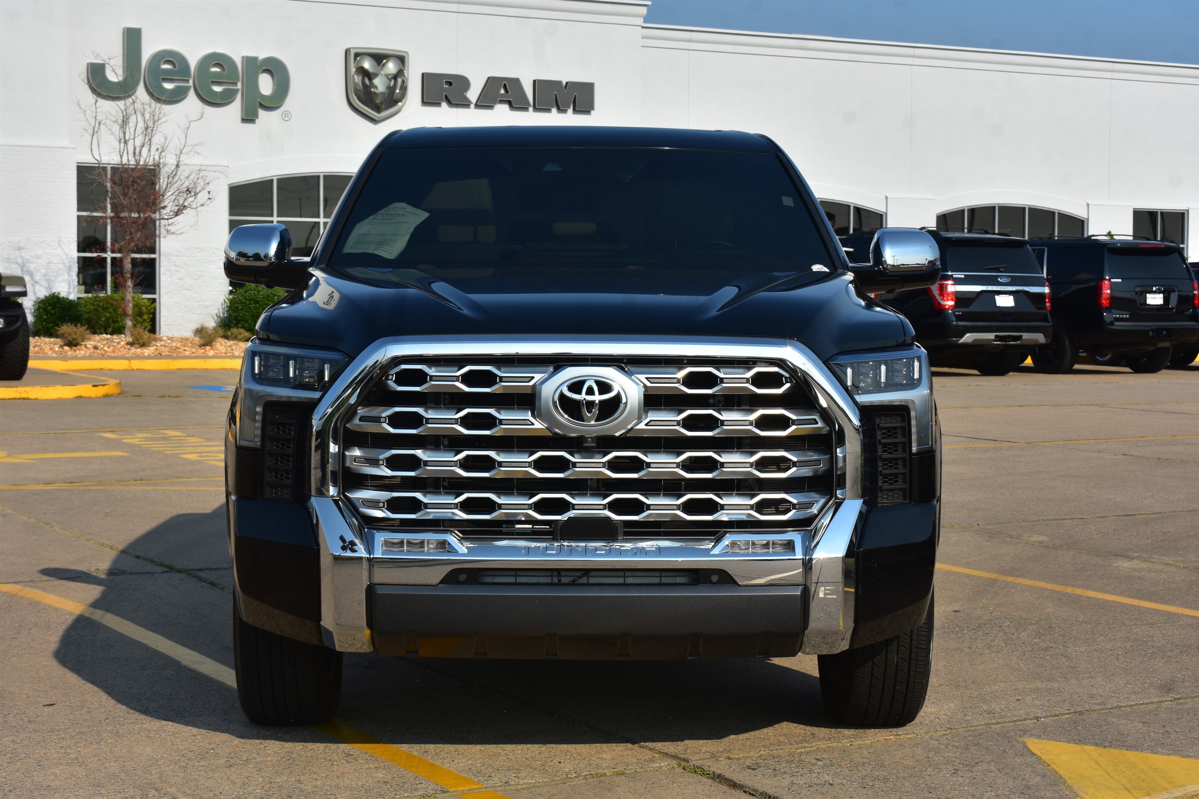 Used 2022 Toyota Tundra 1794 Edition with VIN 5TFMA5DB4NX040944 for sale in Little Rock