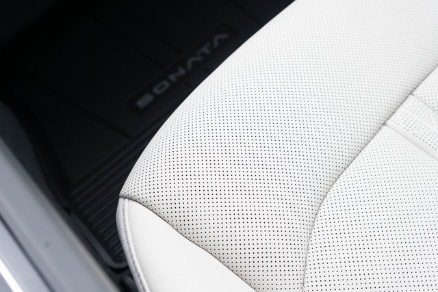 2025 Hyundai Sonata Hybrid Limited photo 21
