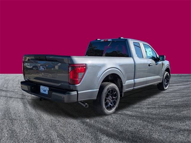2025 Ford F-150 STX photo 4