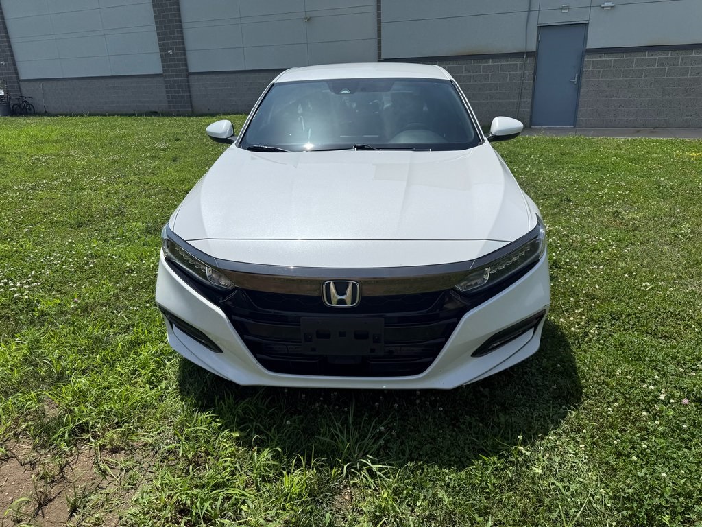 2019 Honda Accord Sport photo 2