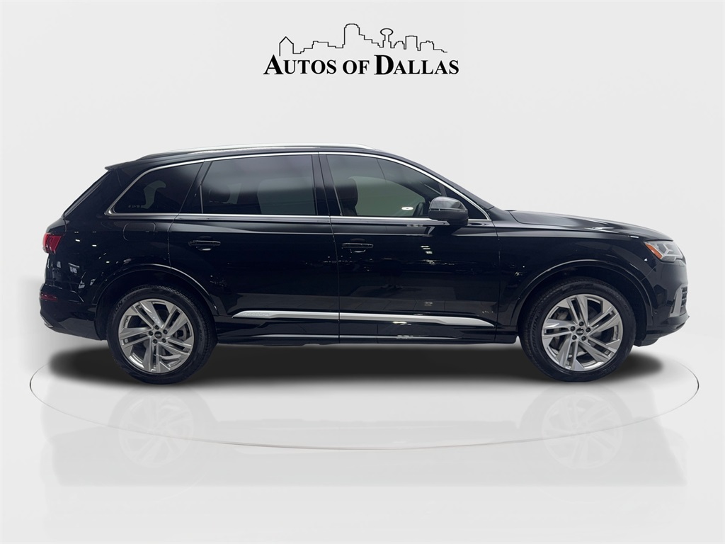 2022 Audi Q7 45 Premium photo 2