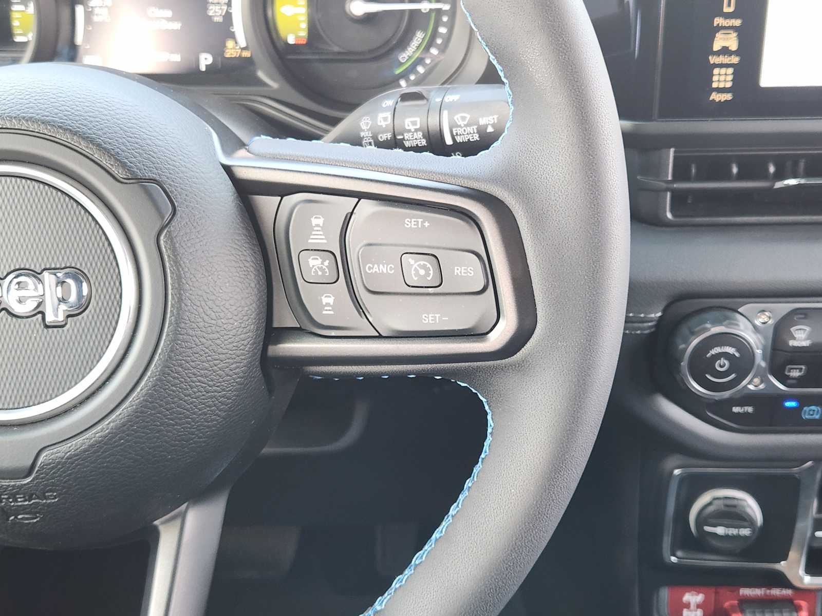 2024 Jeep Wrangler 4xe Rubicon X photo 28