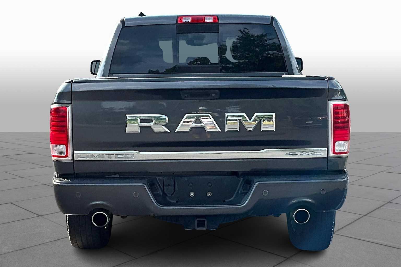 2016 Ram 1500 Longhorn Limited photo 4