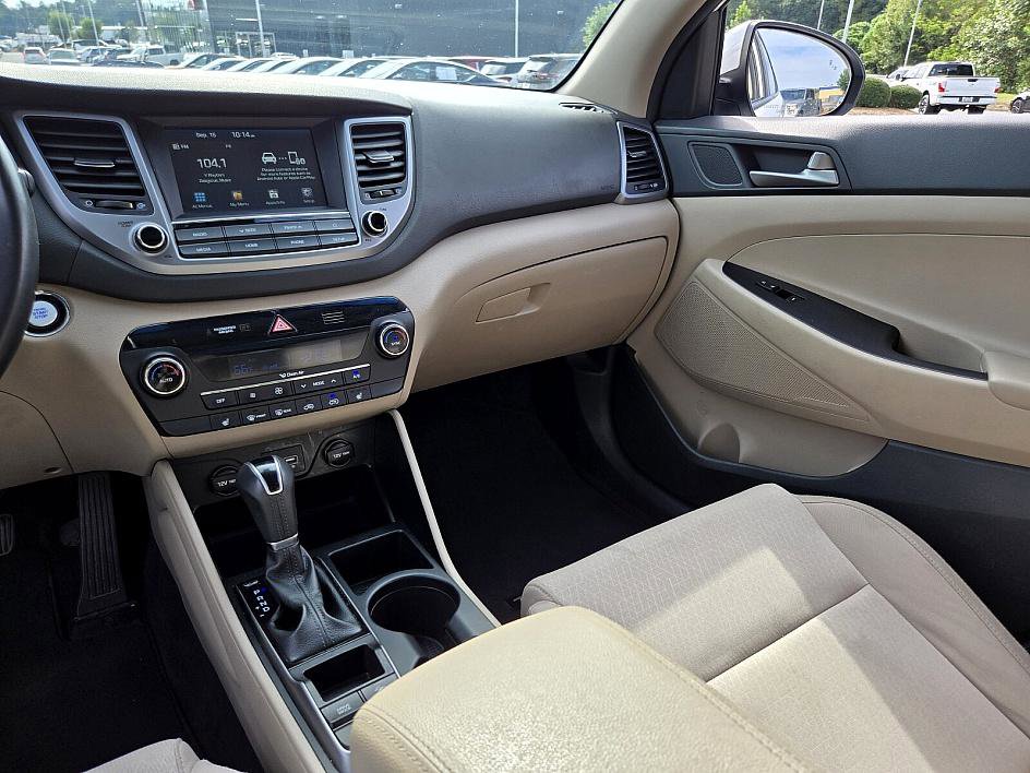 2018 Hyundai Tucson Value photo 12