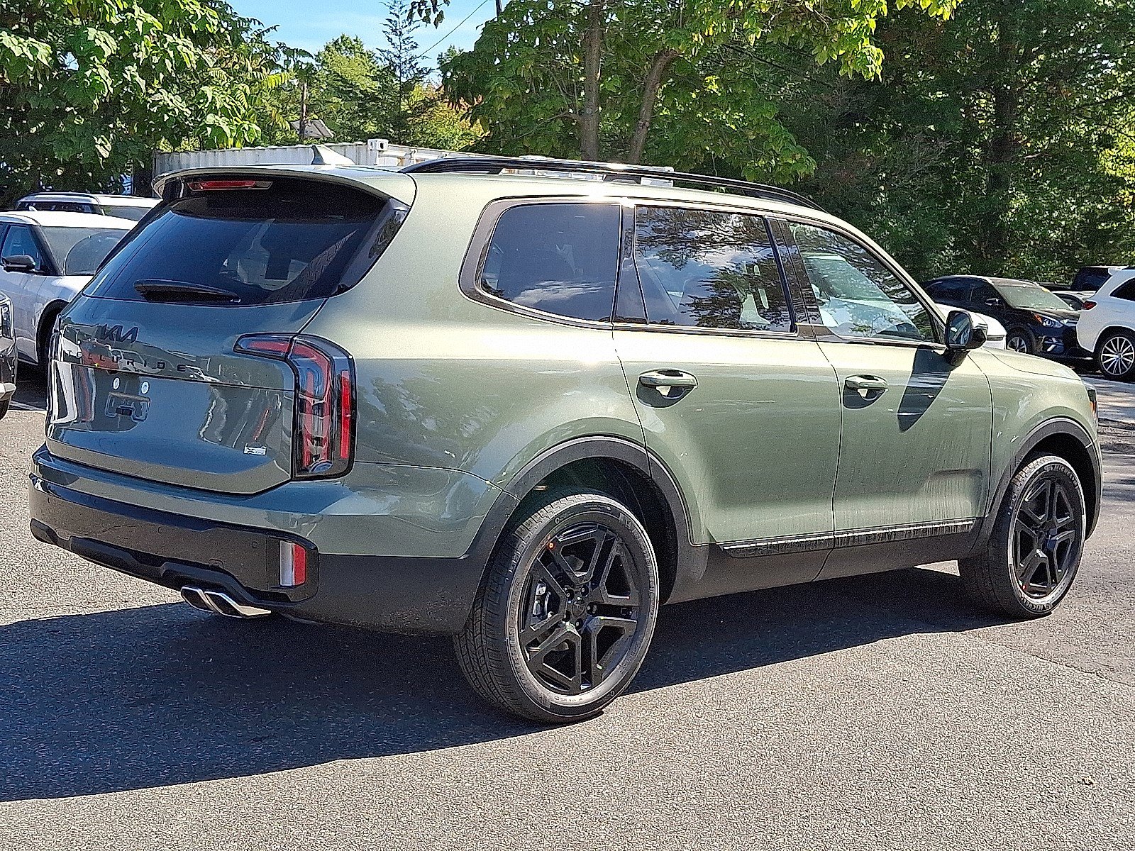 2025 Kia Telluride SX Prestige X-Line photo 3