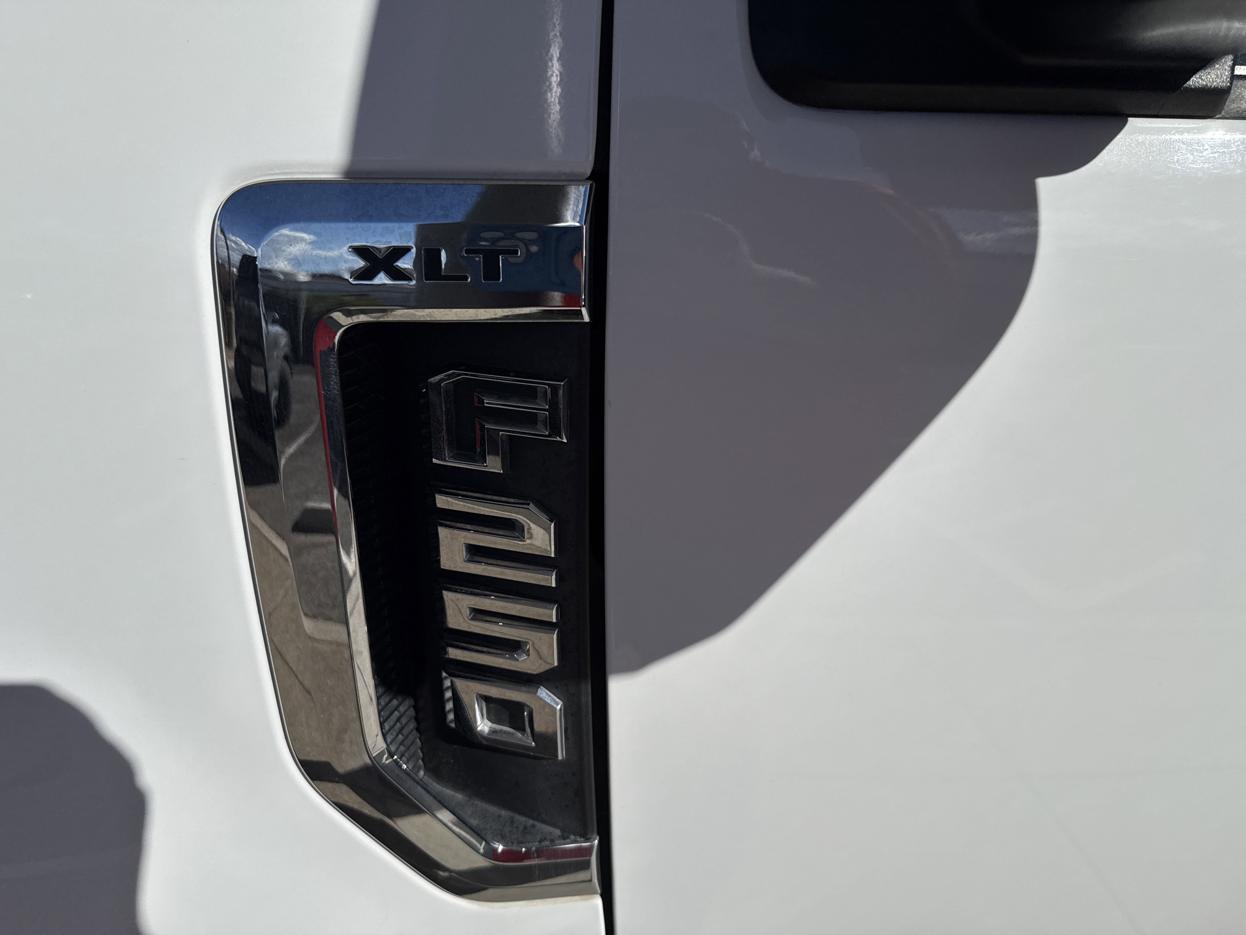 2020 Ford F-250 XLT photo 6