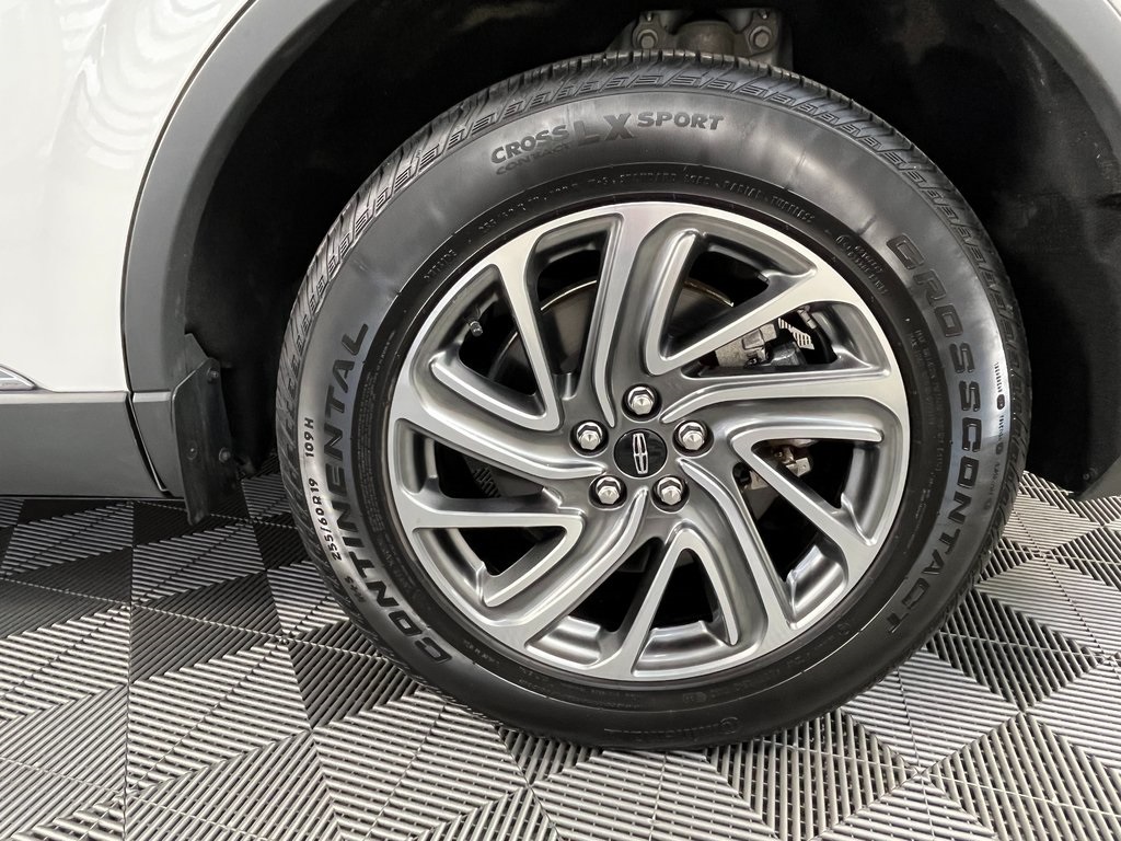 2023 Lincoln Aviator Standard photo 12