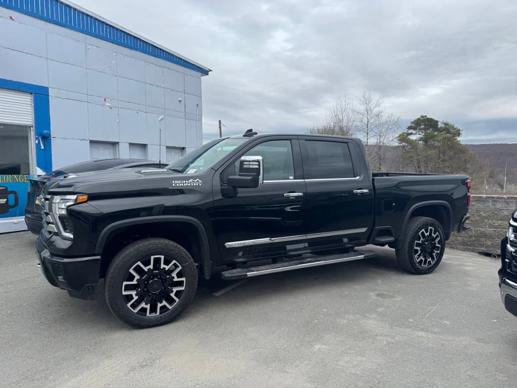 2025 Chevrolet Silverado 2500HD High Country photo 6