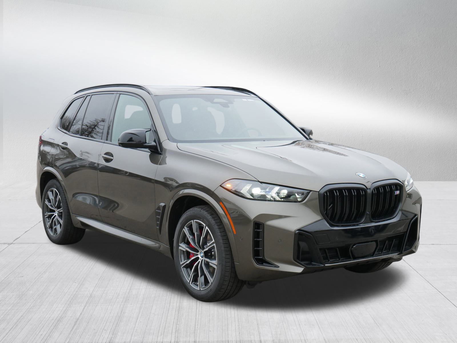 2026 BMW X5 M60i's photo