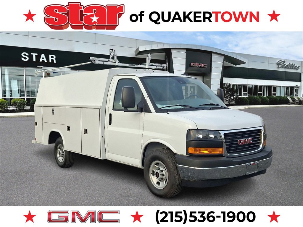 2025 GMC Savana Cutaway Work Van's photo