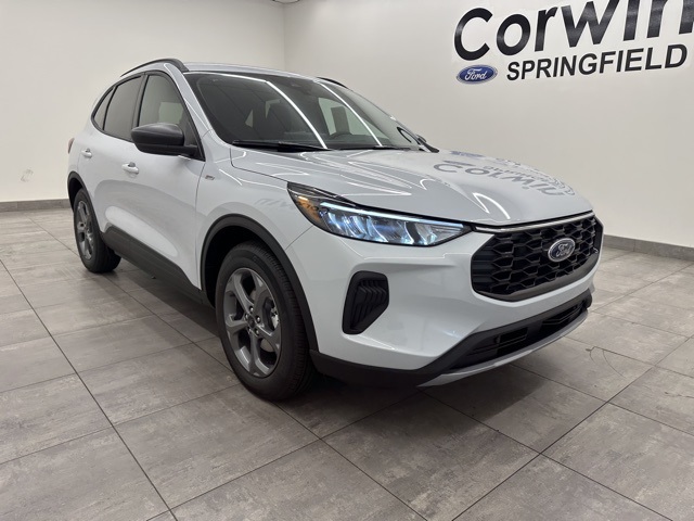 2025 Ford Escape ST-Line photo 4