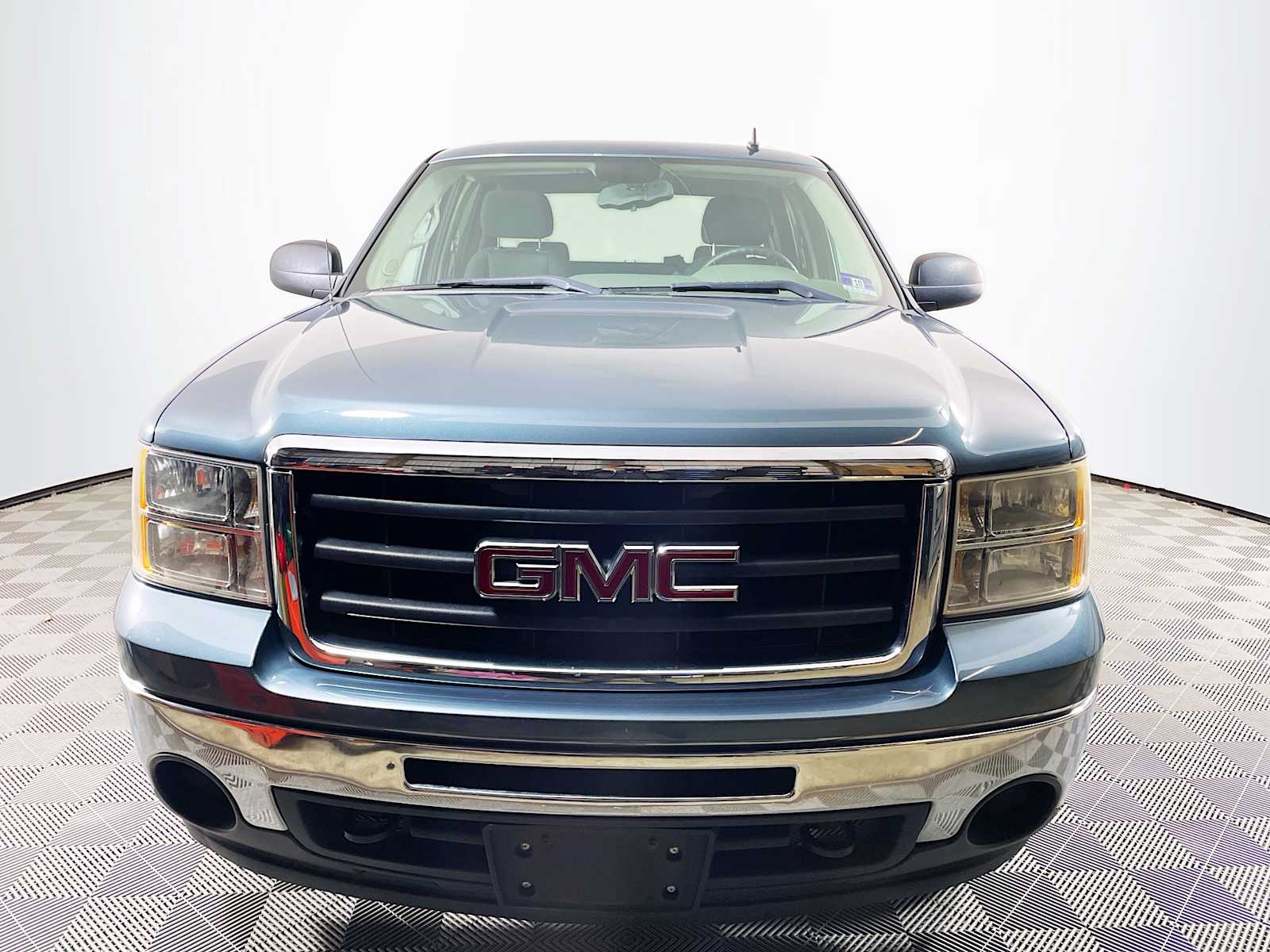 2011 Gmc Sierra 1500 SL photo 2