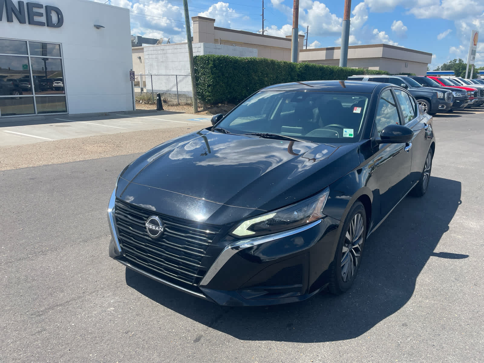 Used 2023 Nissan Altima SV with VIN 1N4BL4DV1PN348485 for sale in Opelousas, LA