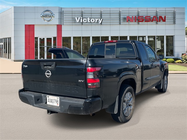 2022 Nissan Frontier SV photo 3