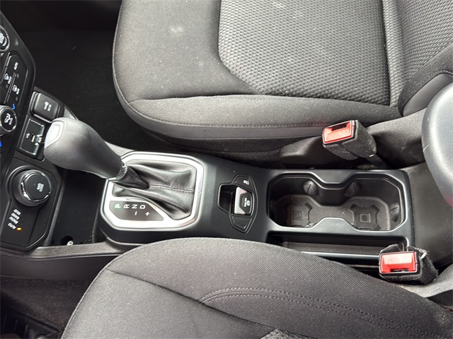 2020 Jeep Renegade Altitude photo 12