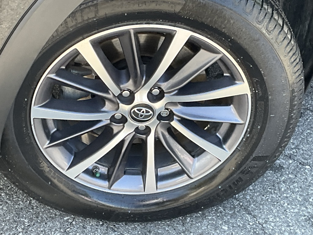 2019 Toyota Highlander XLE photo 4