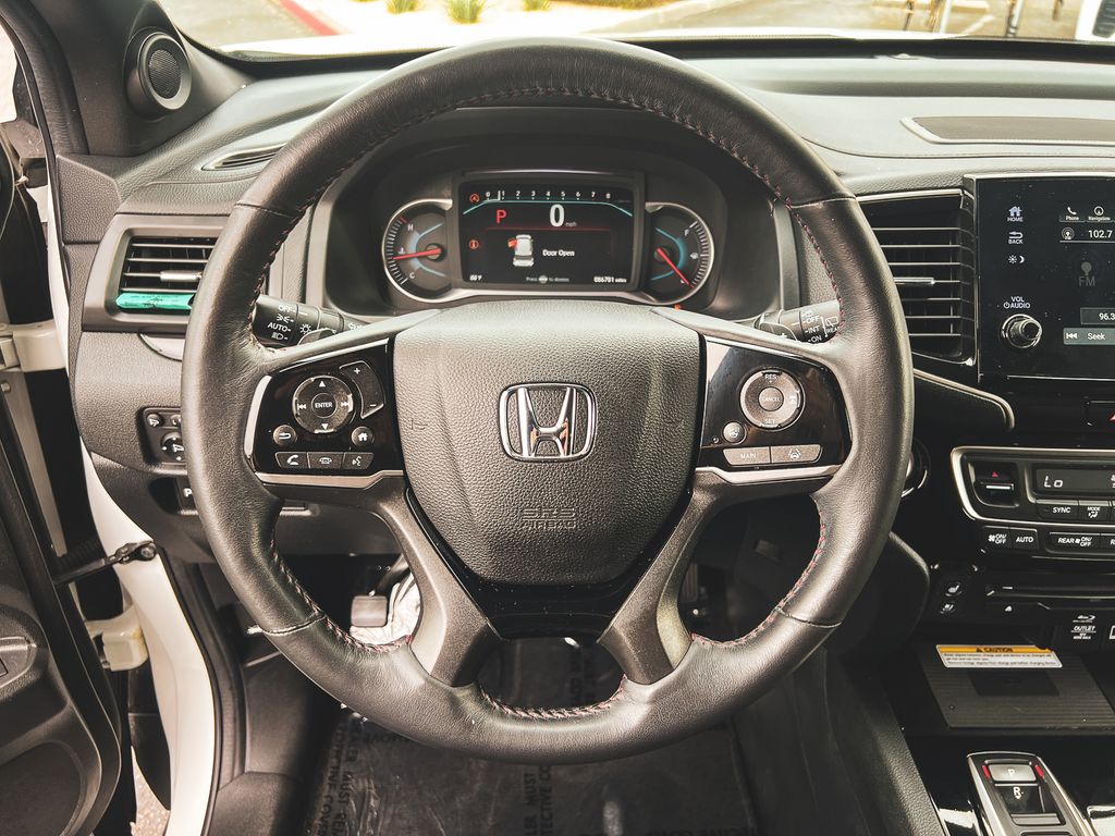 2022 Honda Pilot Black Edition photo 21