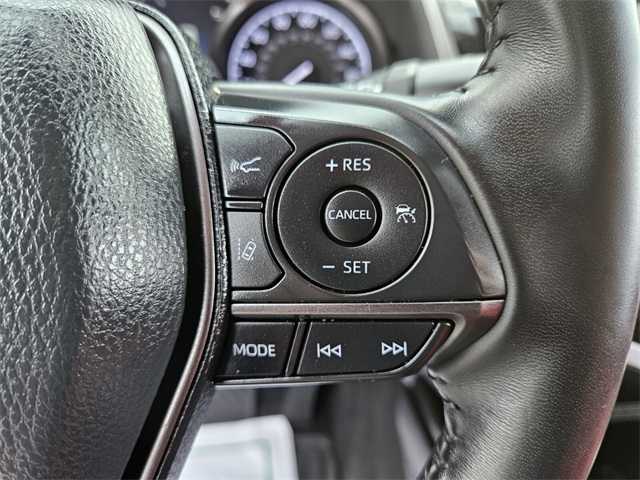 2021 Toyota Camry Hybrid XSE photo 24