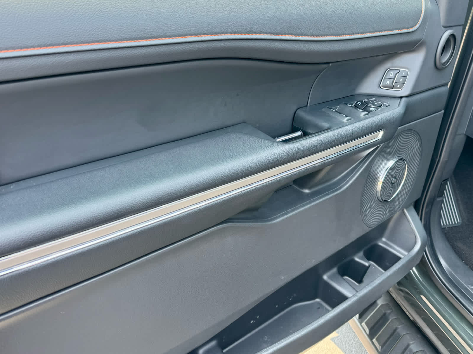 2023 Ford Expedition Timberline photo 14